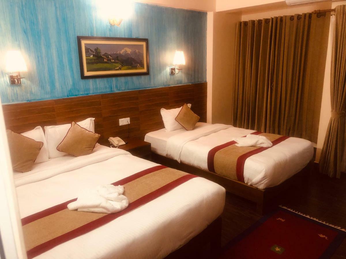 Hotel Guru Покхара Екстер'єр фото